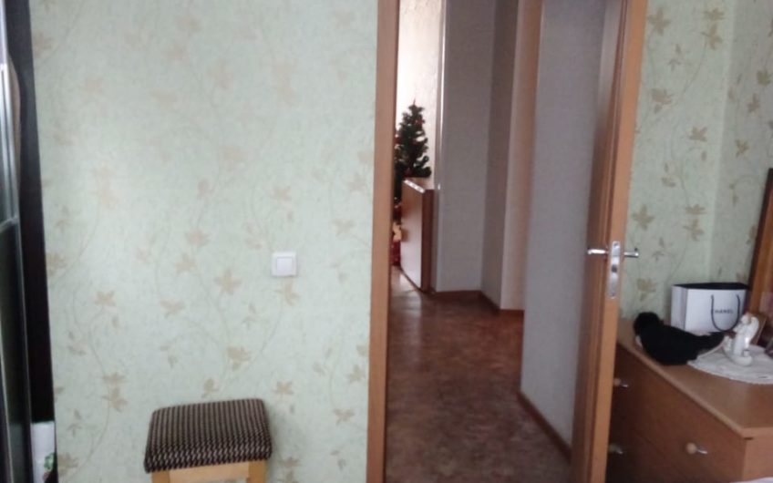 Продам 2-к квартиру